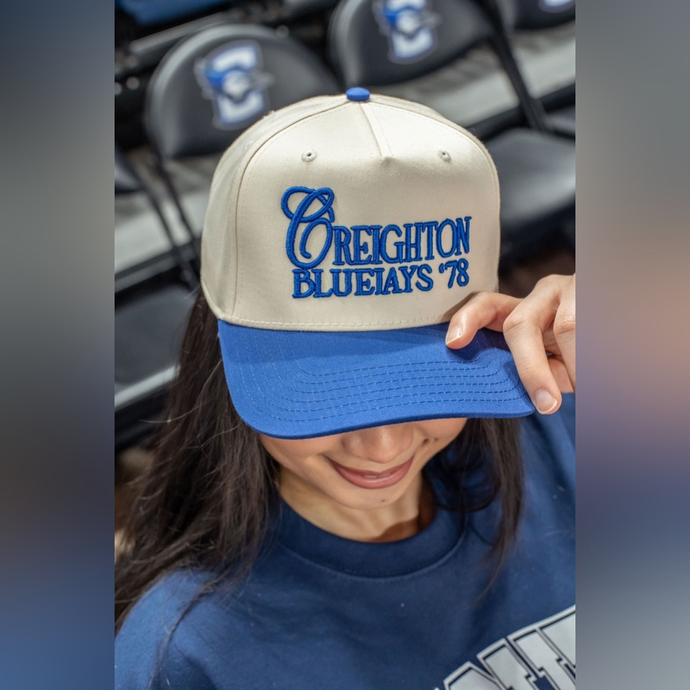 Trucker hat